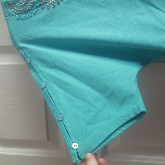 Top - Picture 6 of 7